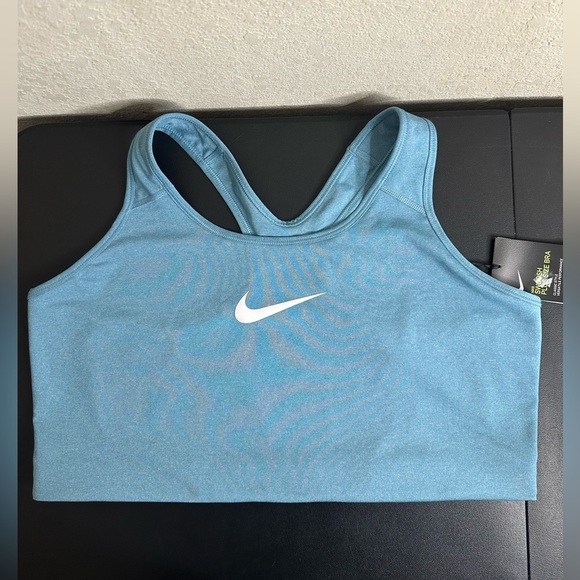 Sold Nike Dri-FIT Medium Support Sports Bra Cerulean Size 3X NWT - Picture 1 of 3